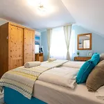 Konukevi Balaton Fantasy 4*