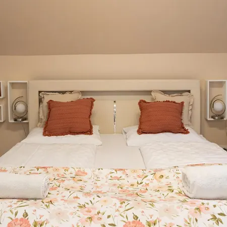 Balaton Fantasy Guest house