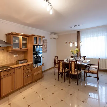 Balaton Fantasy Guest house